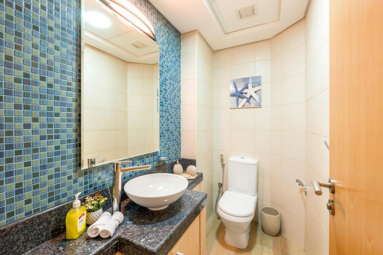 Shoreline - Beachfront Luxury Palm Jumeirah - Free 5* Access Appartamento *